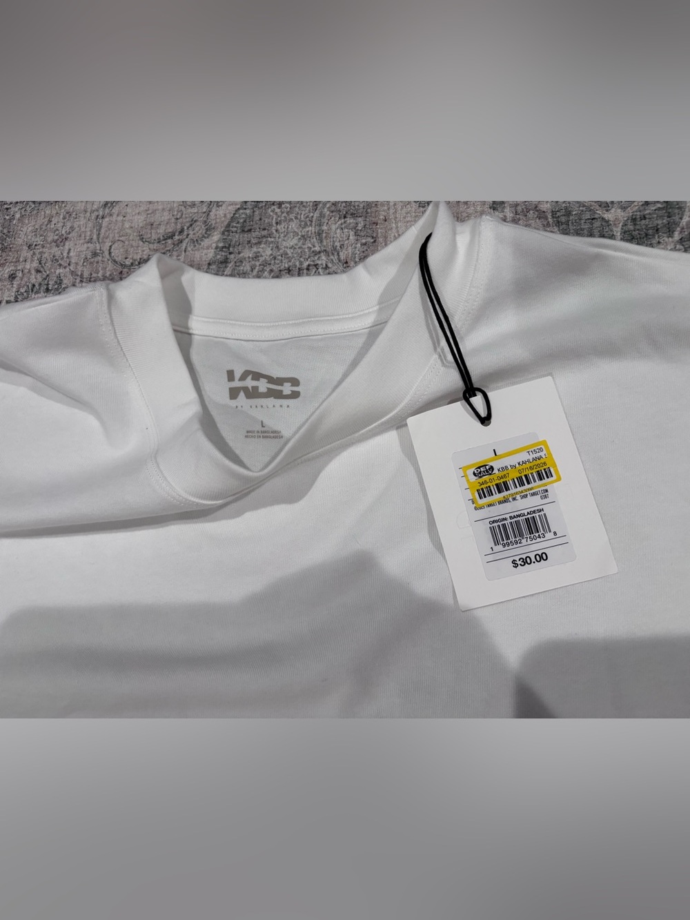 KBB Classic White Oversized Crewneck Tee with Curved High-Low Hem size Large NWT - Picture 2 of 6